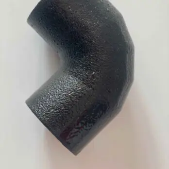 UV-resistant polyurethane pipe insulation from Dan-isoUV for outdoor technical insulation of pipe installations.