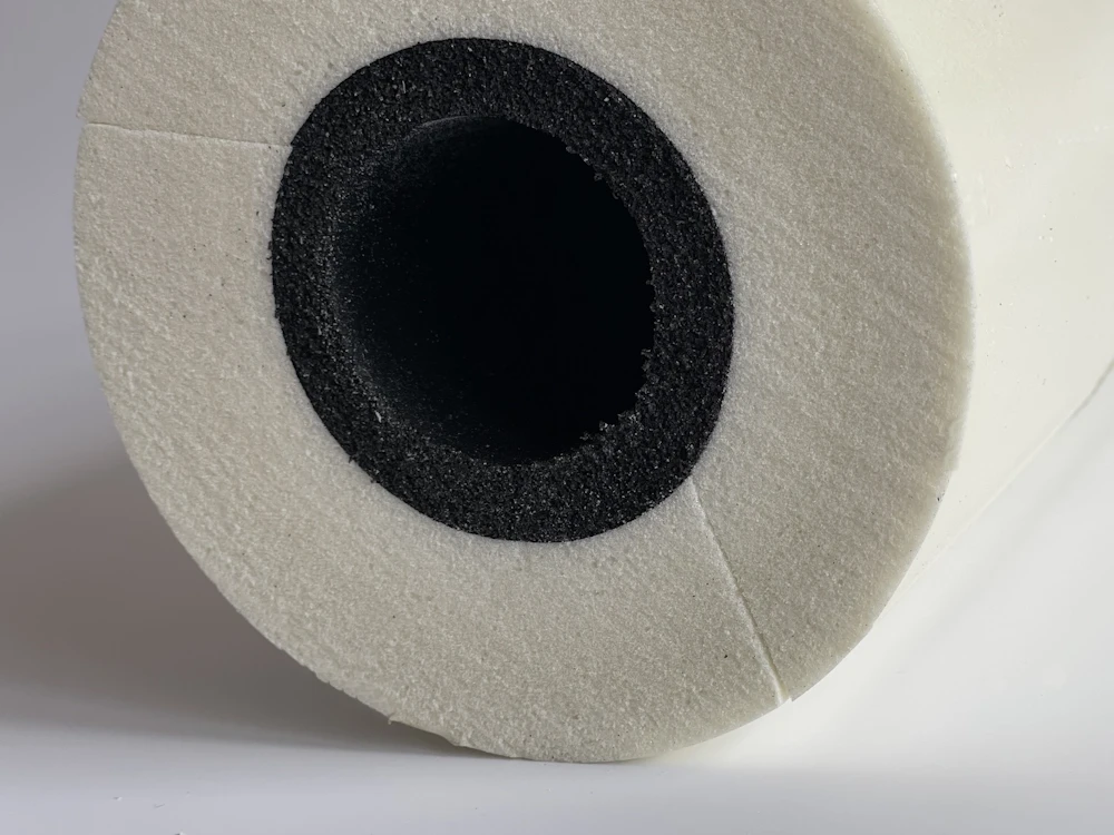 Dan-isoMOLD rørisolering med PUR skumindlæg til industrielle rørsystemer